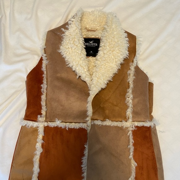 HOLLISTER faux fur suede vest - Picture 1 of 3